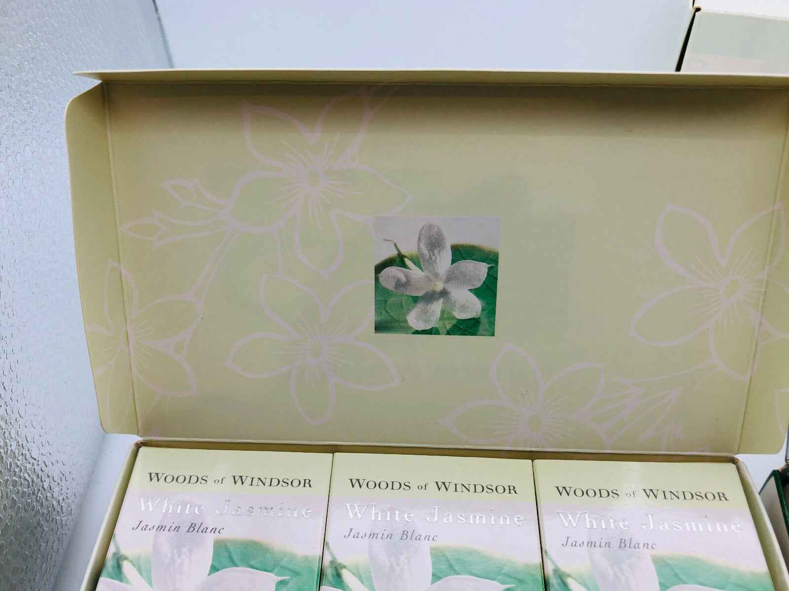 WOODS OF WINDSOR PERFUMED SOAP vintage 3x saponette 100gr JASMIN LILY OF VALLEY