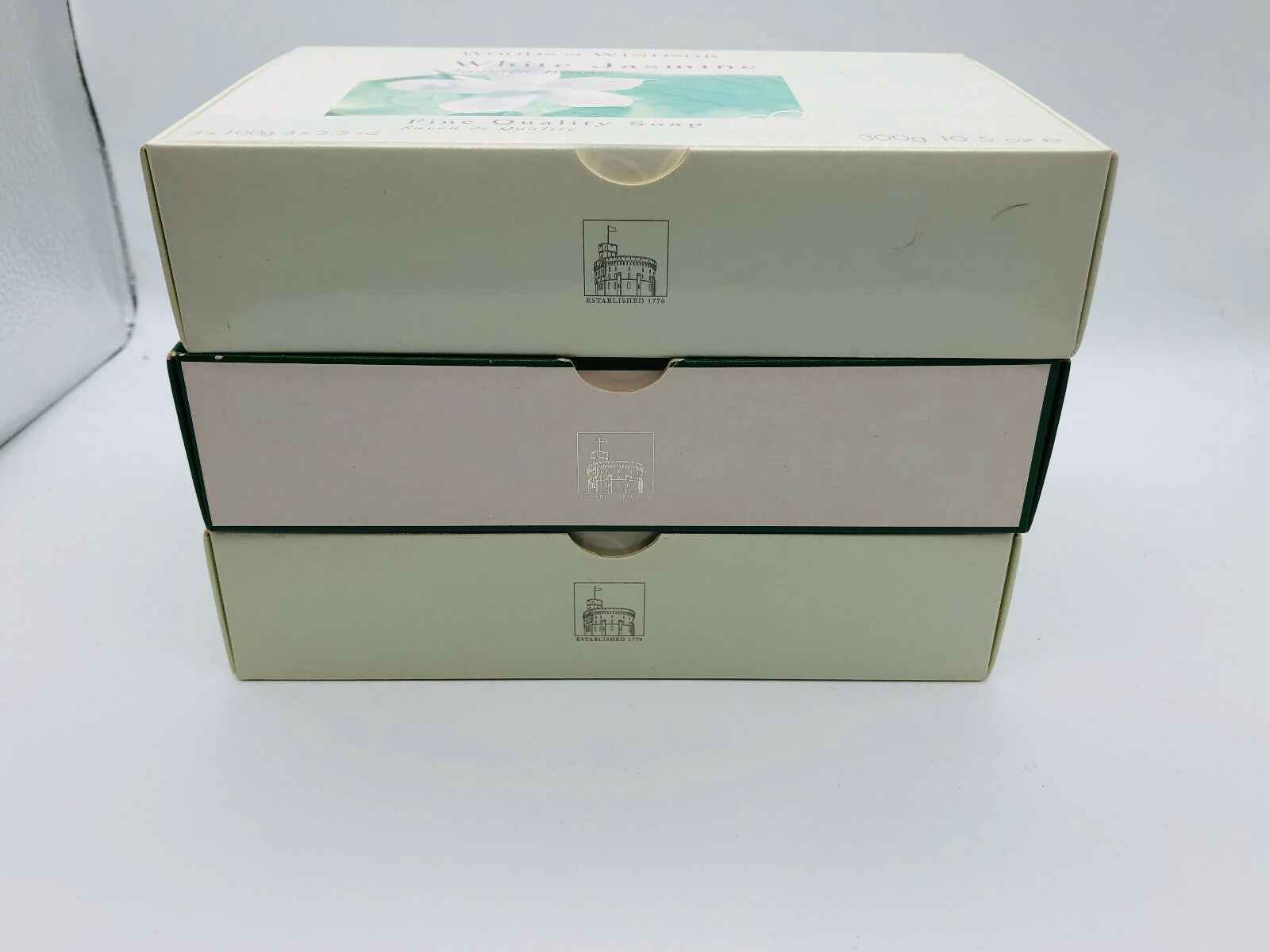 WOODS OF WINDSOR PERFUMED SOAP vintage 3x saponette 100gr JASMIN LILY OF VALLEY