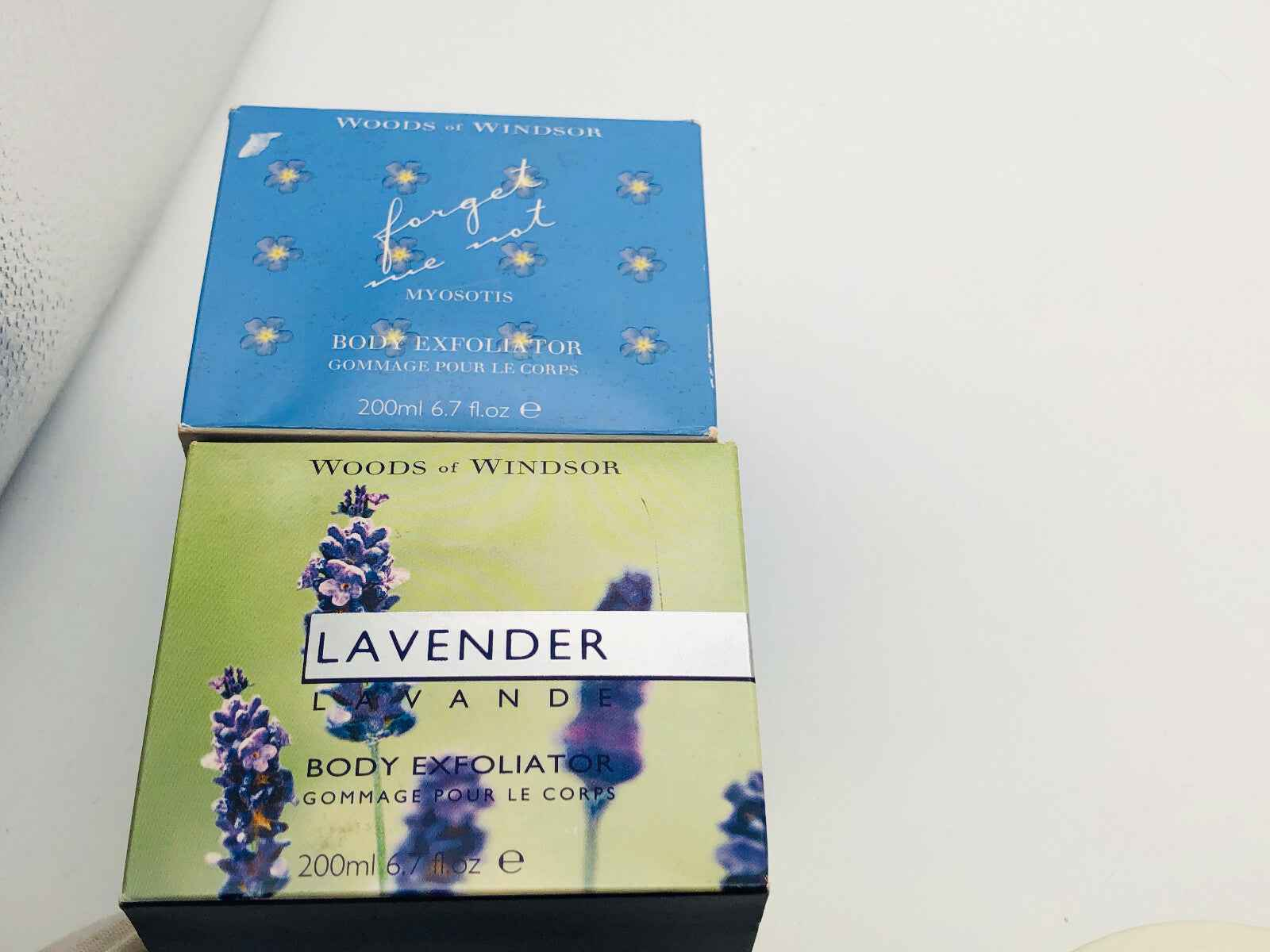 2x WOODS OF WINDSOR body exfoliator lavender & forget me not 200 ml MYOSOTIS