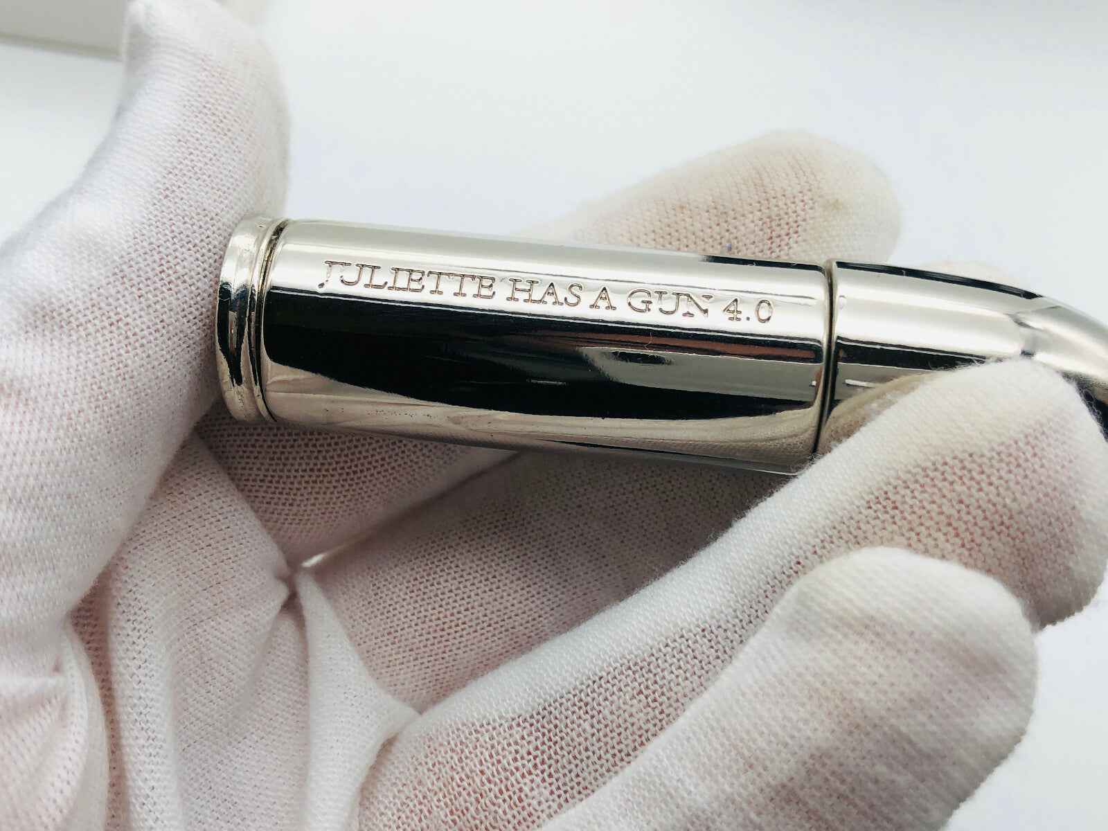 JULIETTE HAS A GUN MISS CHARMING PURSE BULLET CONCENTRATED OIL PROFUMO DE SAC