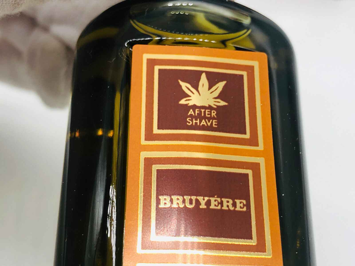 Dopo barba Adam Bruyere Vintage con fragranza avvolgente in bottiglia elegante