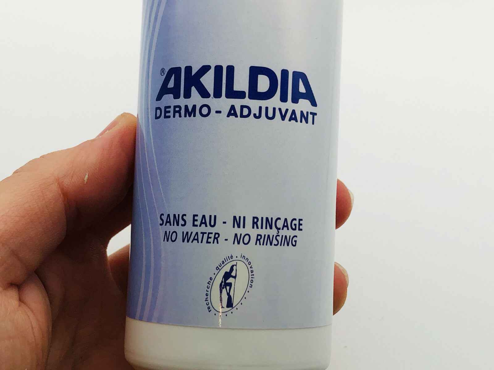 Flacone di Lozione Piede Diabetico Akildia senza acqua e senza risciacquo per la cura dei piedi