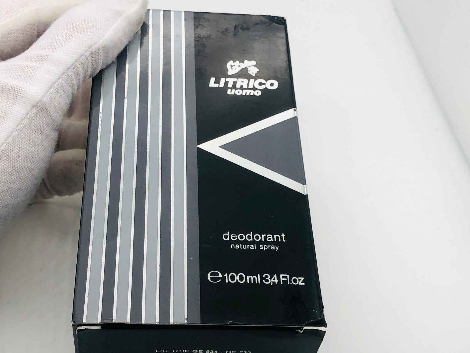 Deodorante Angelo Litrico Uomo Vintage in confezione da 100ml con design elegante e moderno