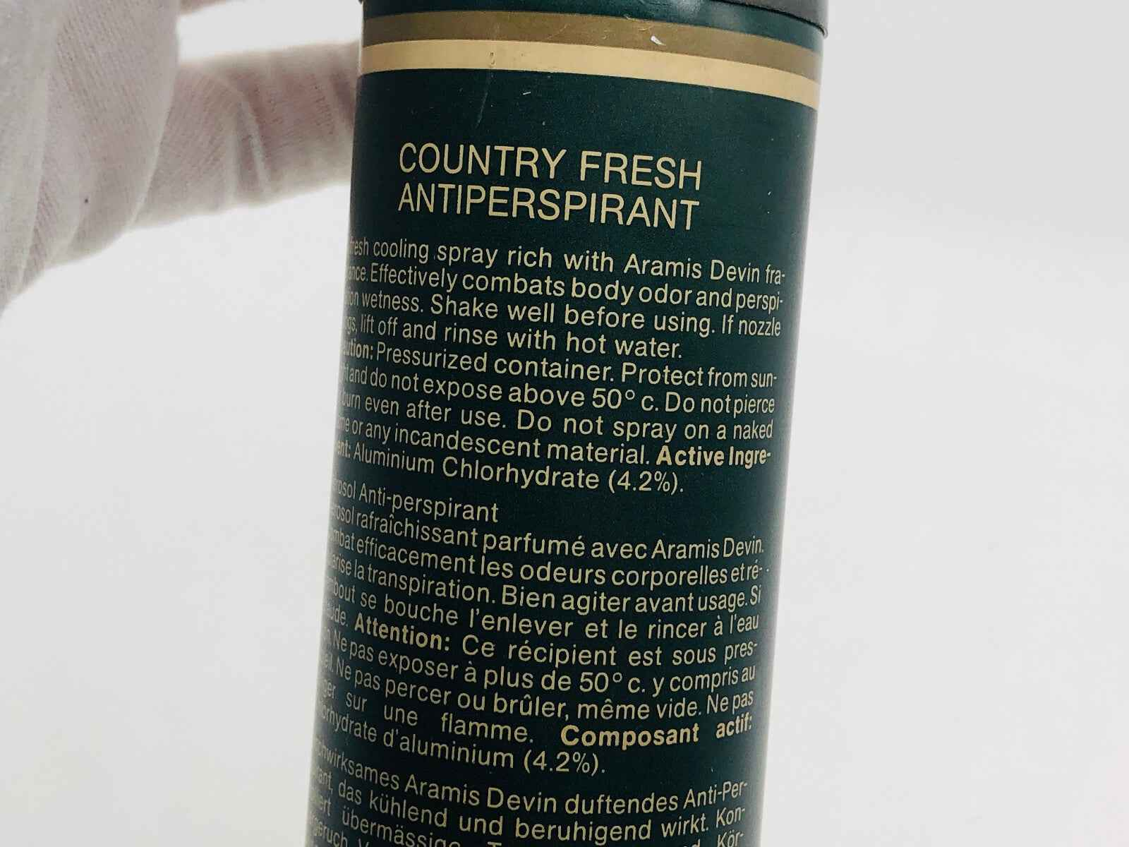 Spray antitranspirante Country Fresh di Aramis Devin, ricco di freschezza e protezione durata.