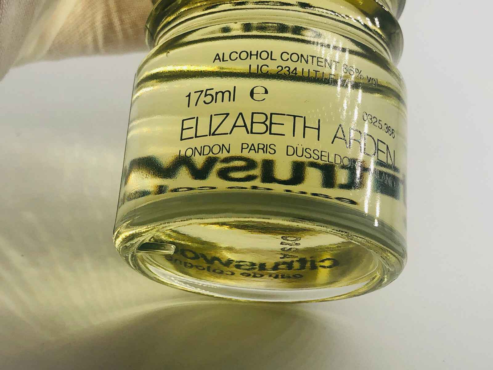 Flacone di profumo Vintage Arden Citruswood da 175 ml di Elizabeth Arden con etichetta elegante