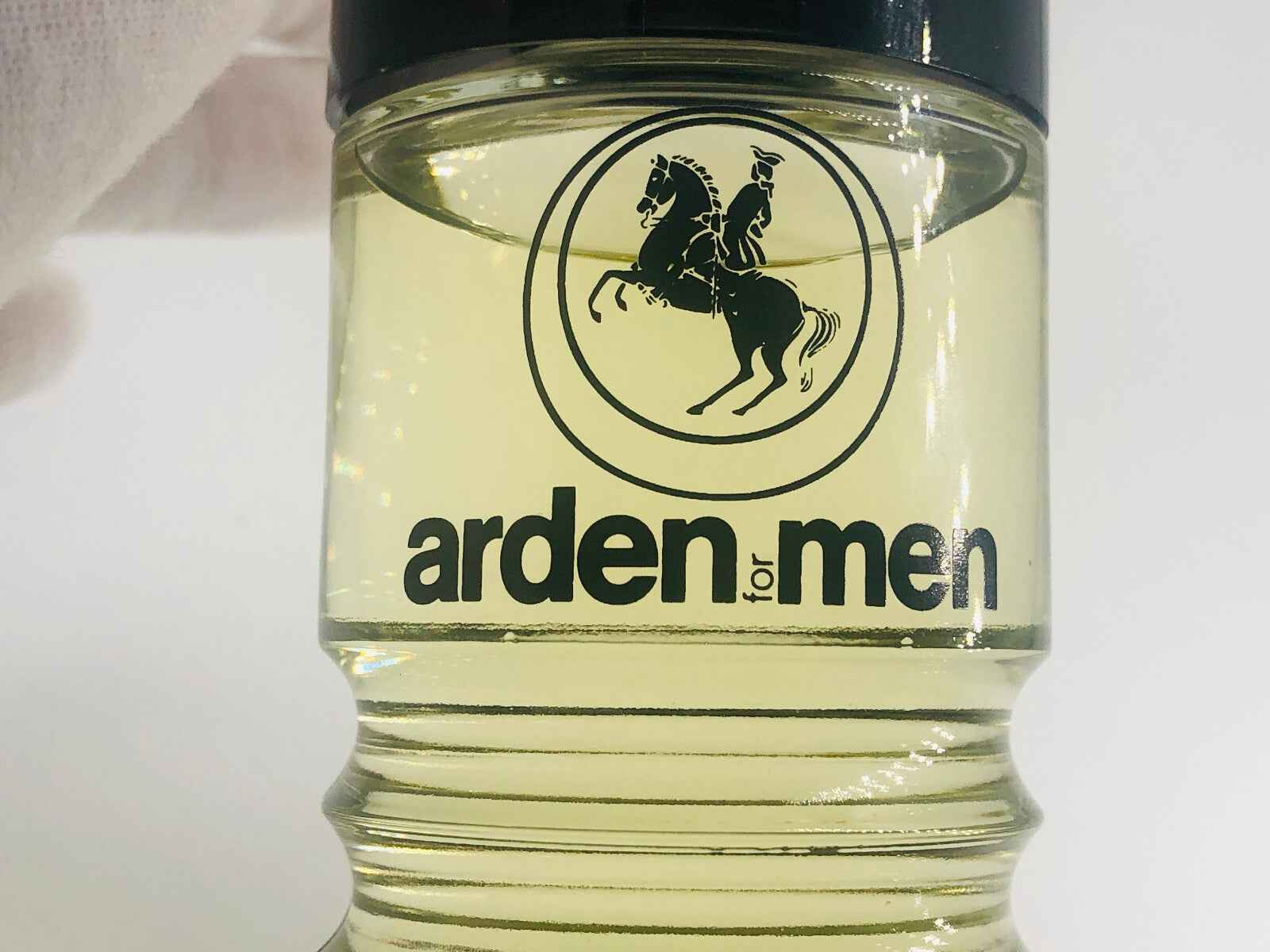 Flacone di profumo Vintage Arden Citruswood per uomini con design elegante e unico