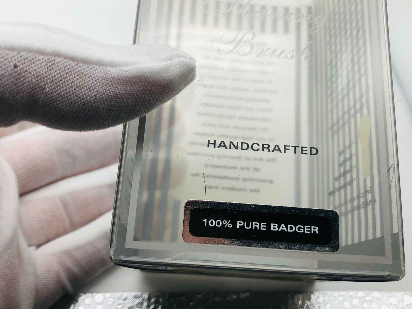 Confezione del Pennello Tasso Pure Badger artigianale con etichetta 100% puro tasso