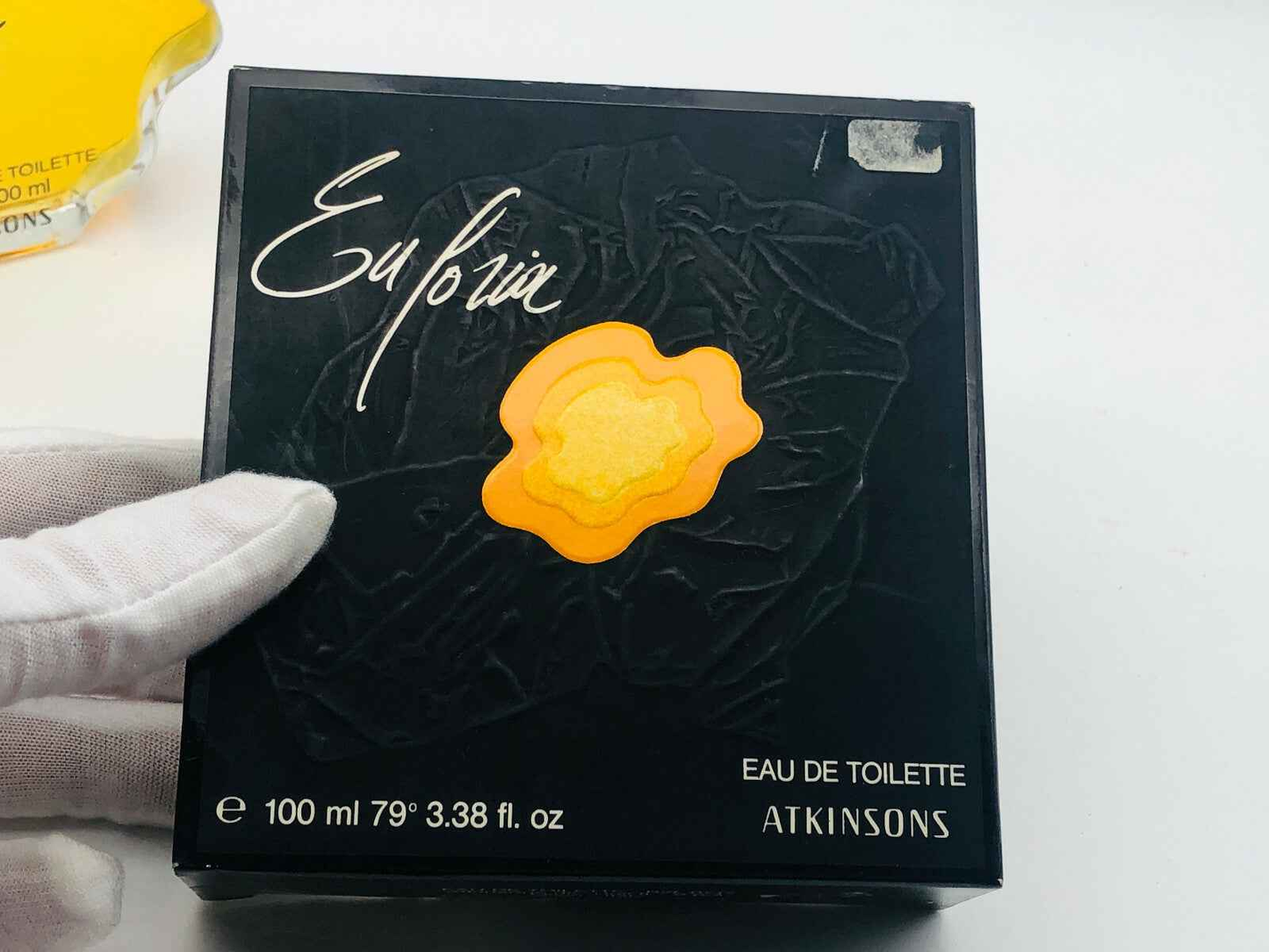 Scatola di profumo Euforia Atkinsons Vintage Eau de Toilette da 100 ml con design distintivo