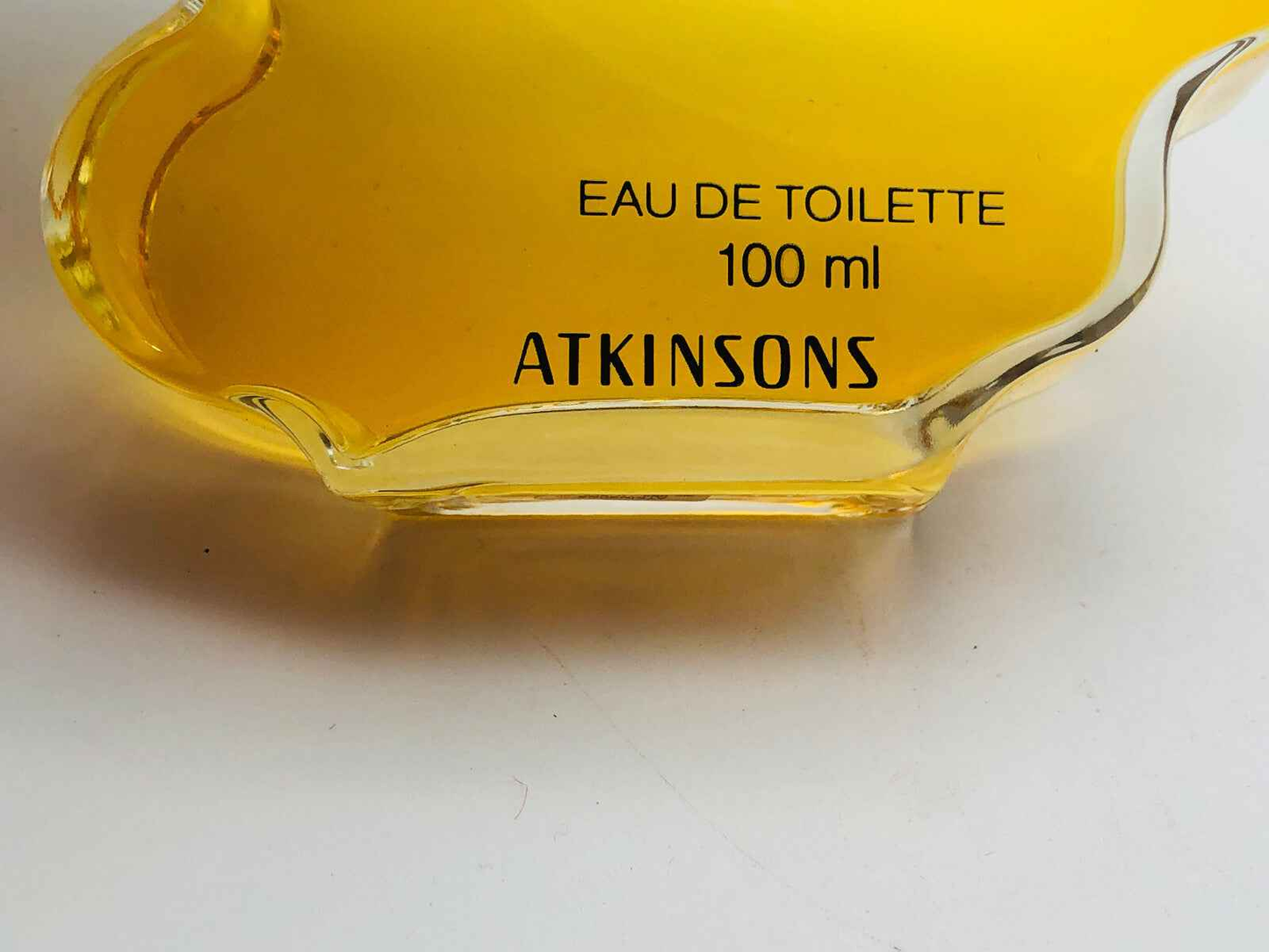 Flacone di Euforia Atkinsons Vintage Eau de Toilette da 100 ml con design elegante