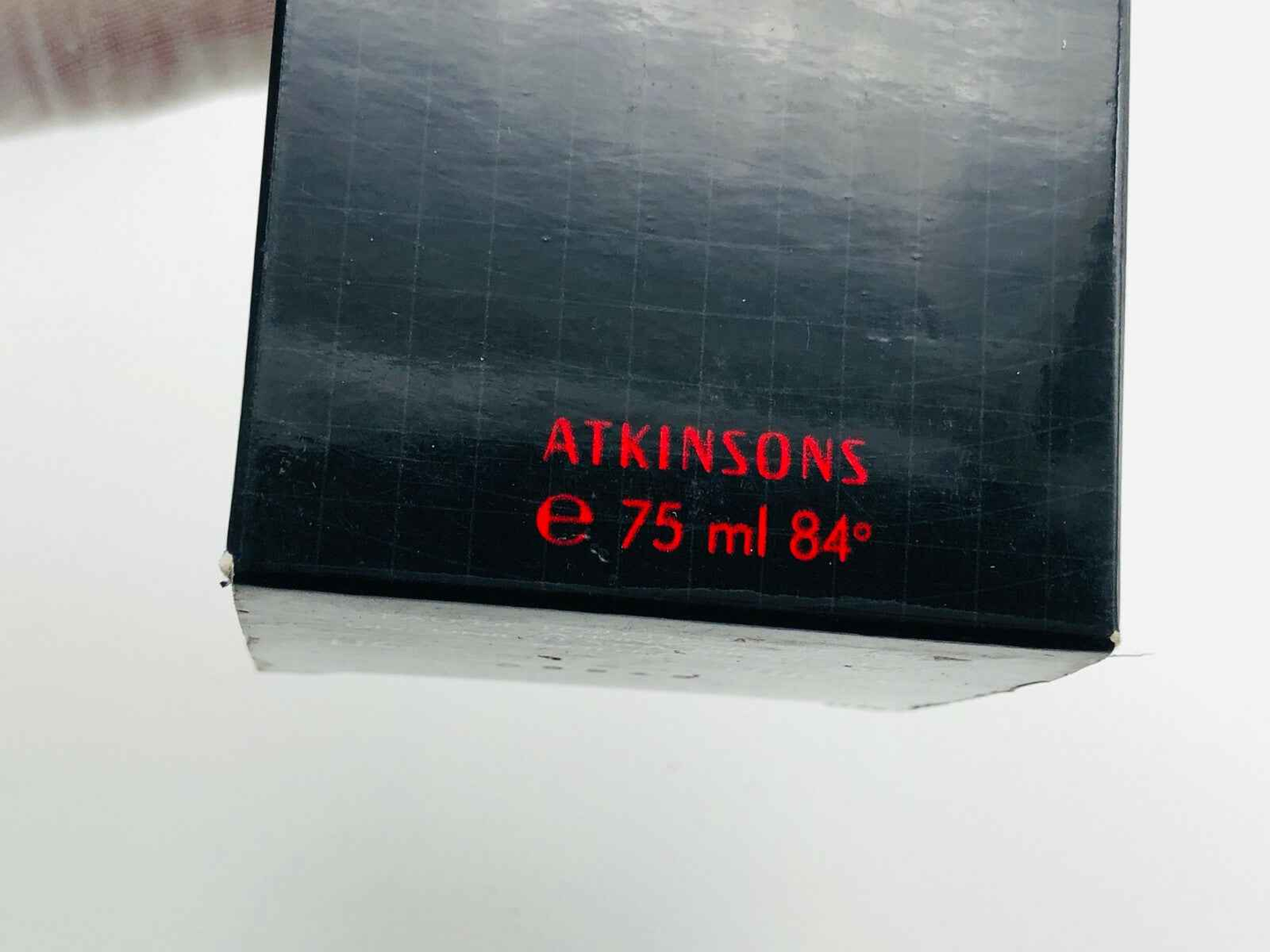Scatola di profumo Atkinsons Hunter da 75 ml con finitura elegante in nero