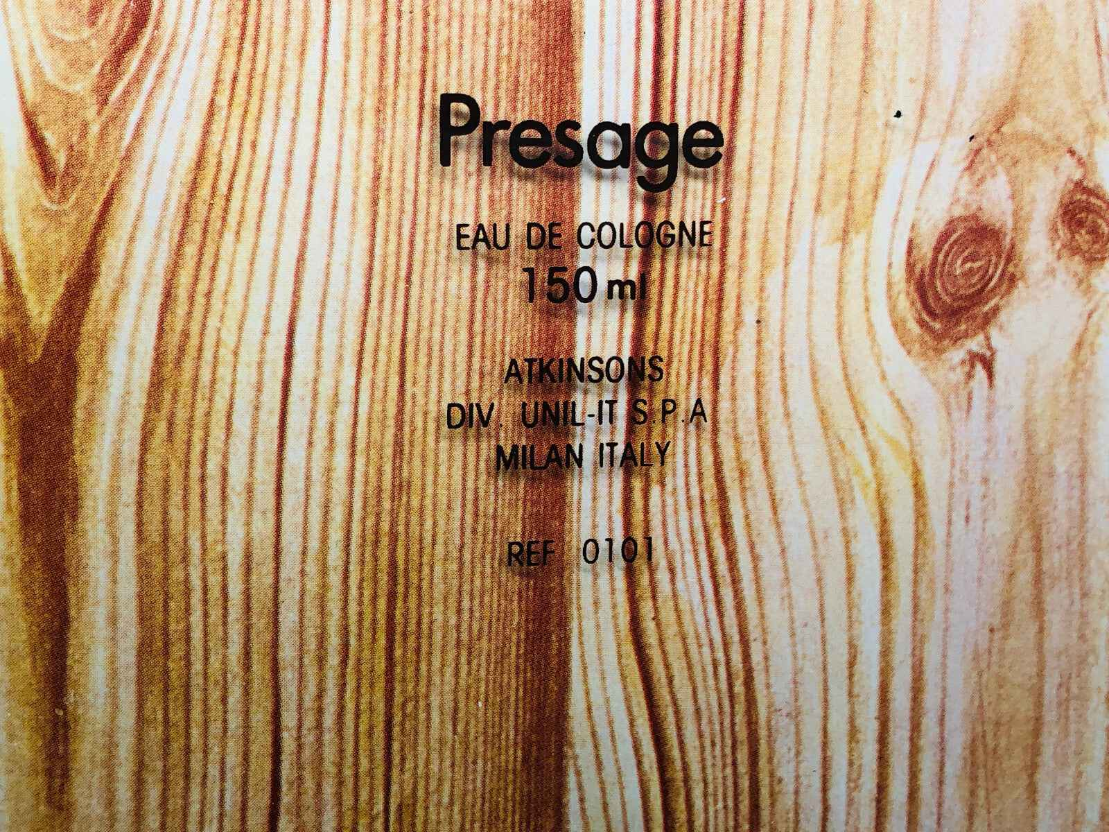 Scatola di profumo Atkinsons Presage da 150ml con design in legno elegante