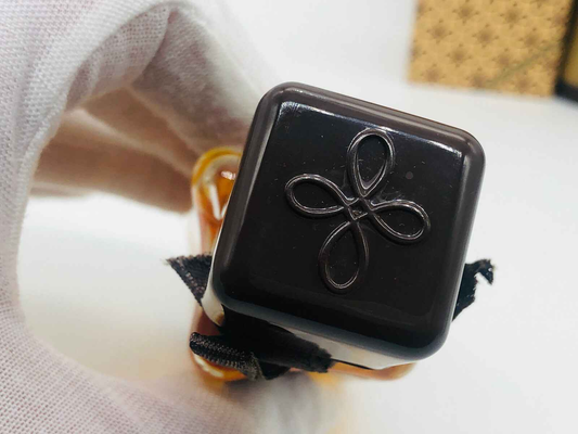 Tappo del profumo Vintage Eleven Atkinsons con design elegante e dettagli in rilievo