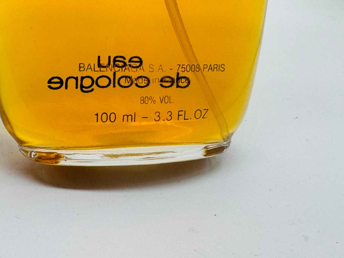Flacone di profumo Balenciaga Portos Vintage da 100 ml con etichetta distintiva e colore ambra