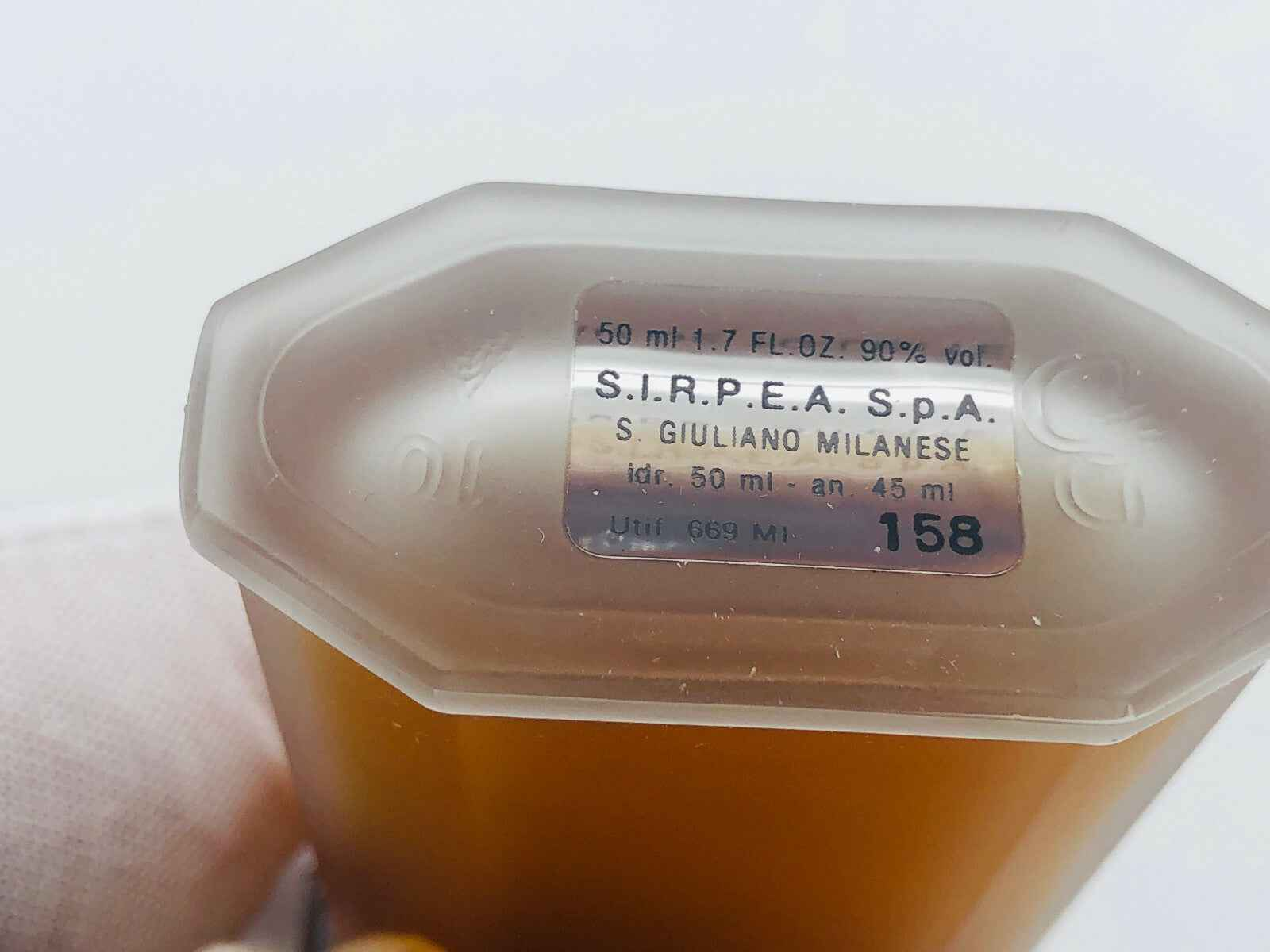 Flacone di profumo Basile Argento da 45 ml con etichetta dettagliata sul contenuto.