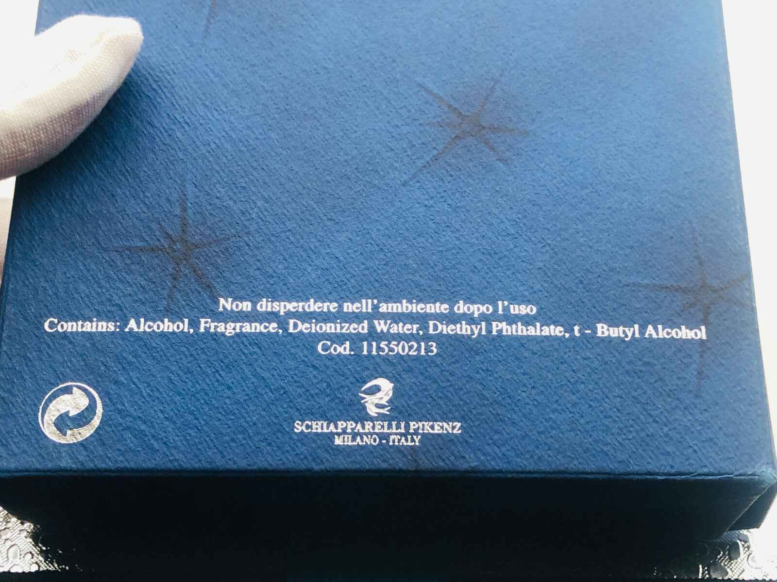 Scatola del profumo Blumarine Blu Vintage con etichetta e ingredienti sul retro