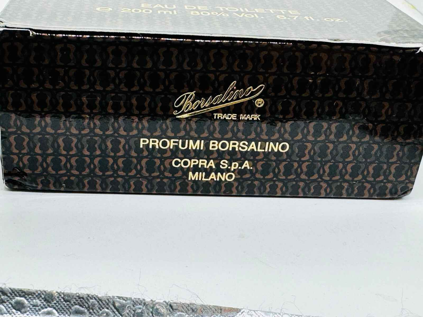 Scatola di profumo Borsalino Uomo Vintage da 200 ml con design elegante