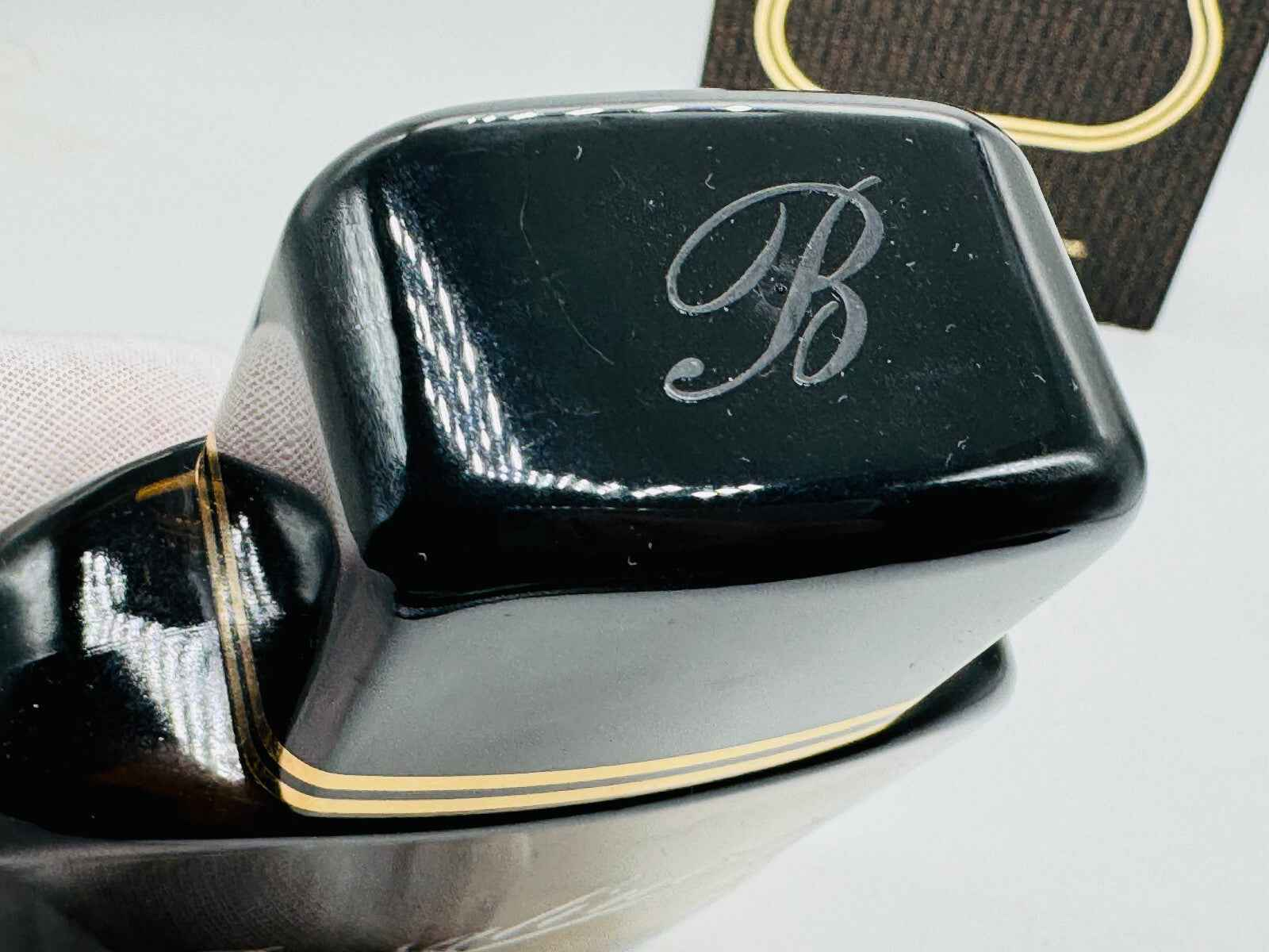 Flacone di profumo Borsalino Uomo Vintage con tappo nero e dettaglio dorato