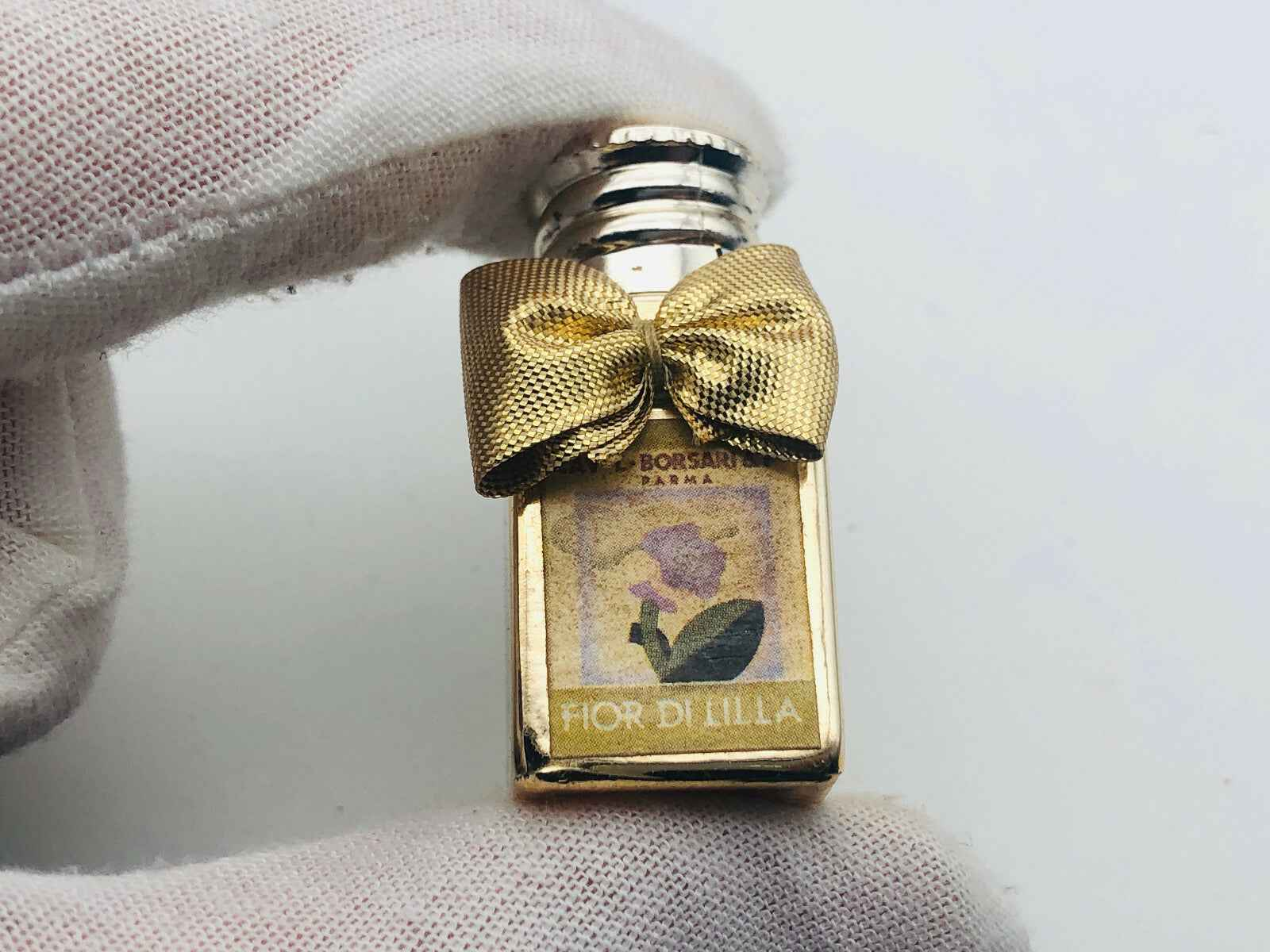 BORSARI ESTRATTI PARFUM Vintage flaconcino decorato con fiocco dorato e profumo Fior di Lilla