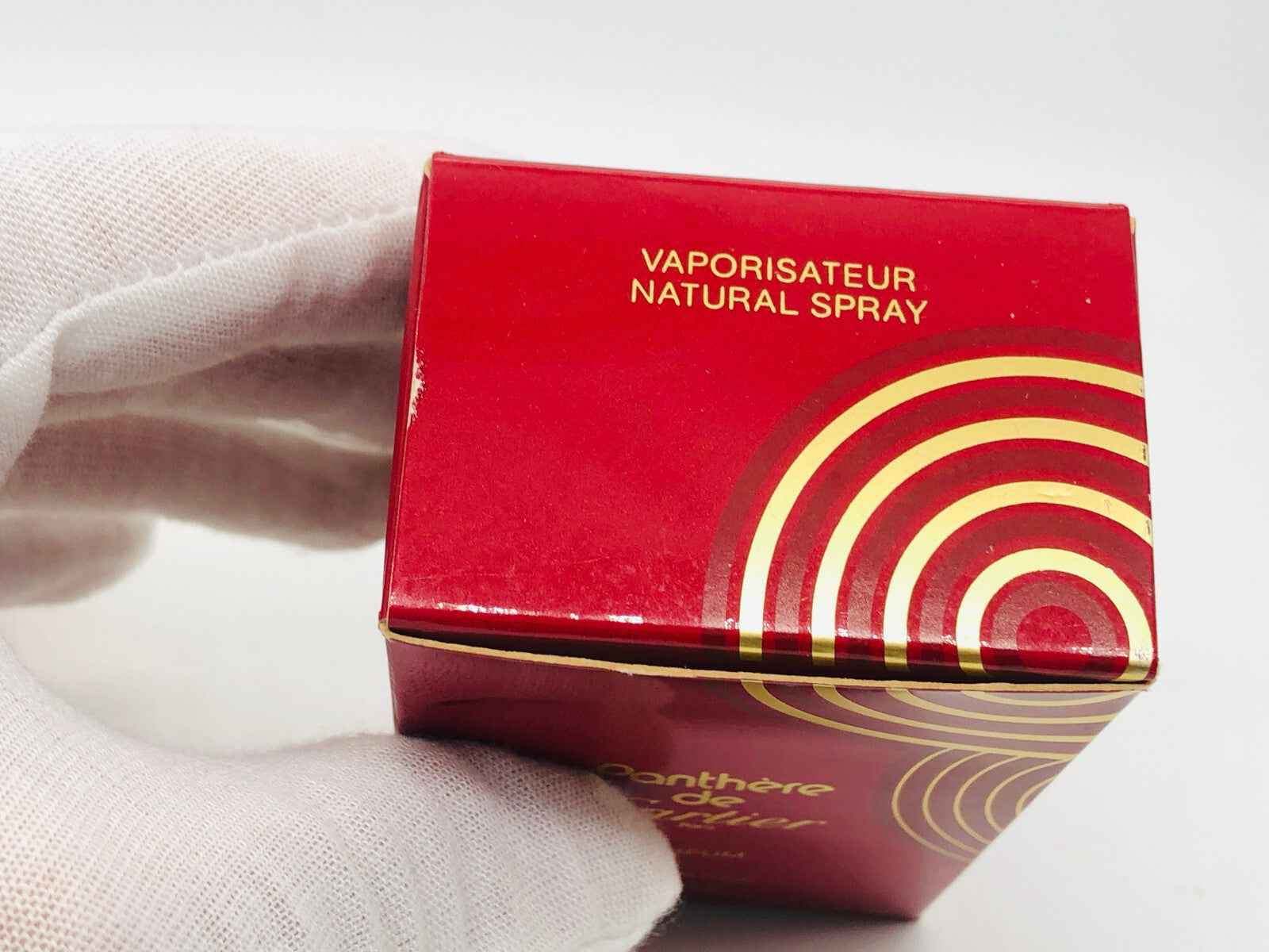 Scatola del profumo Panthere Cartier Parfum Vintage con spray naturale, design rosso e oro