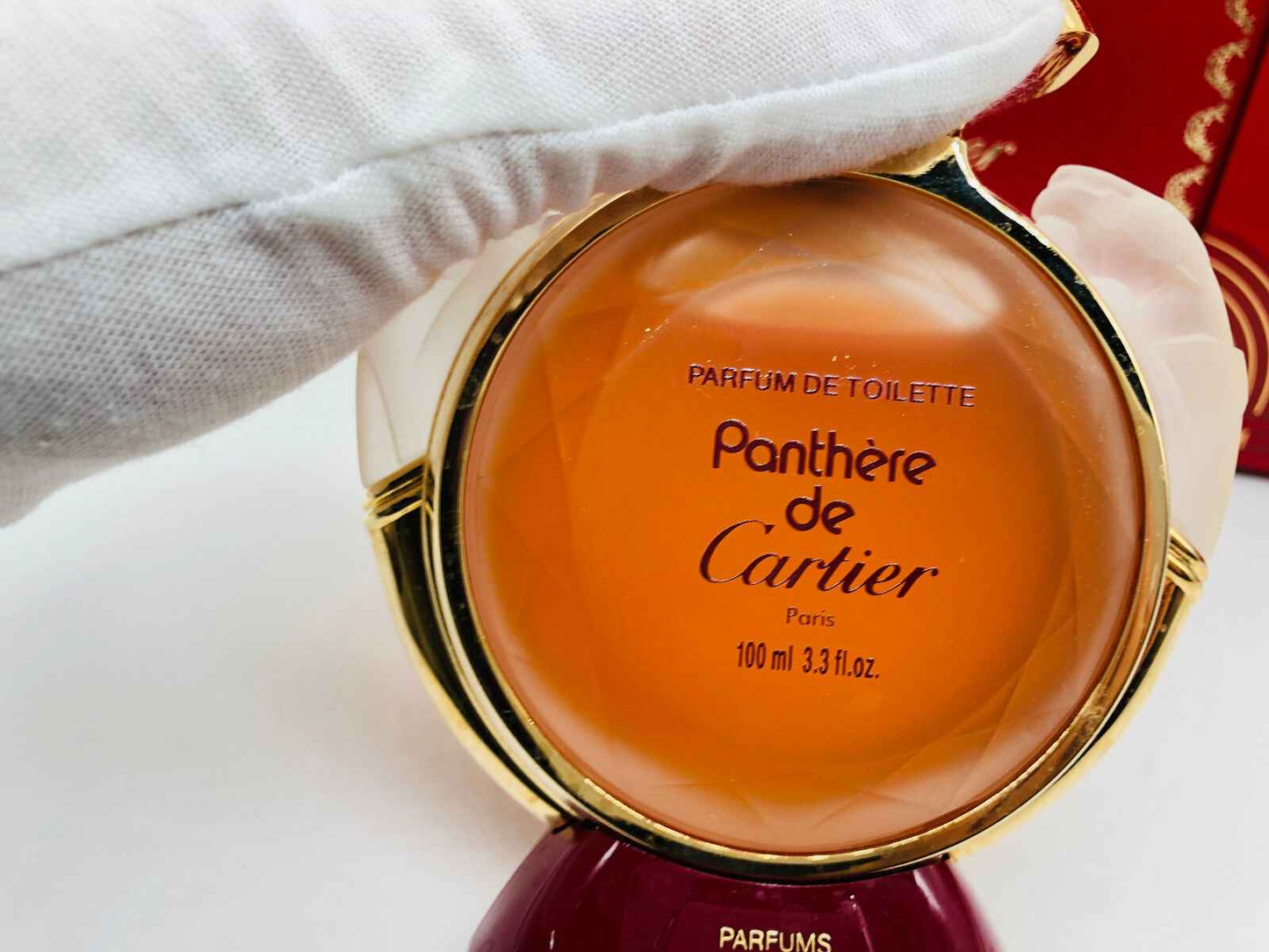 Flacone di profumo Panthère Cartier Vintage da 100 ml con design elegante e dorato