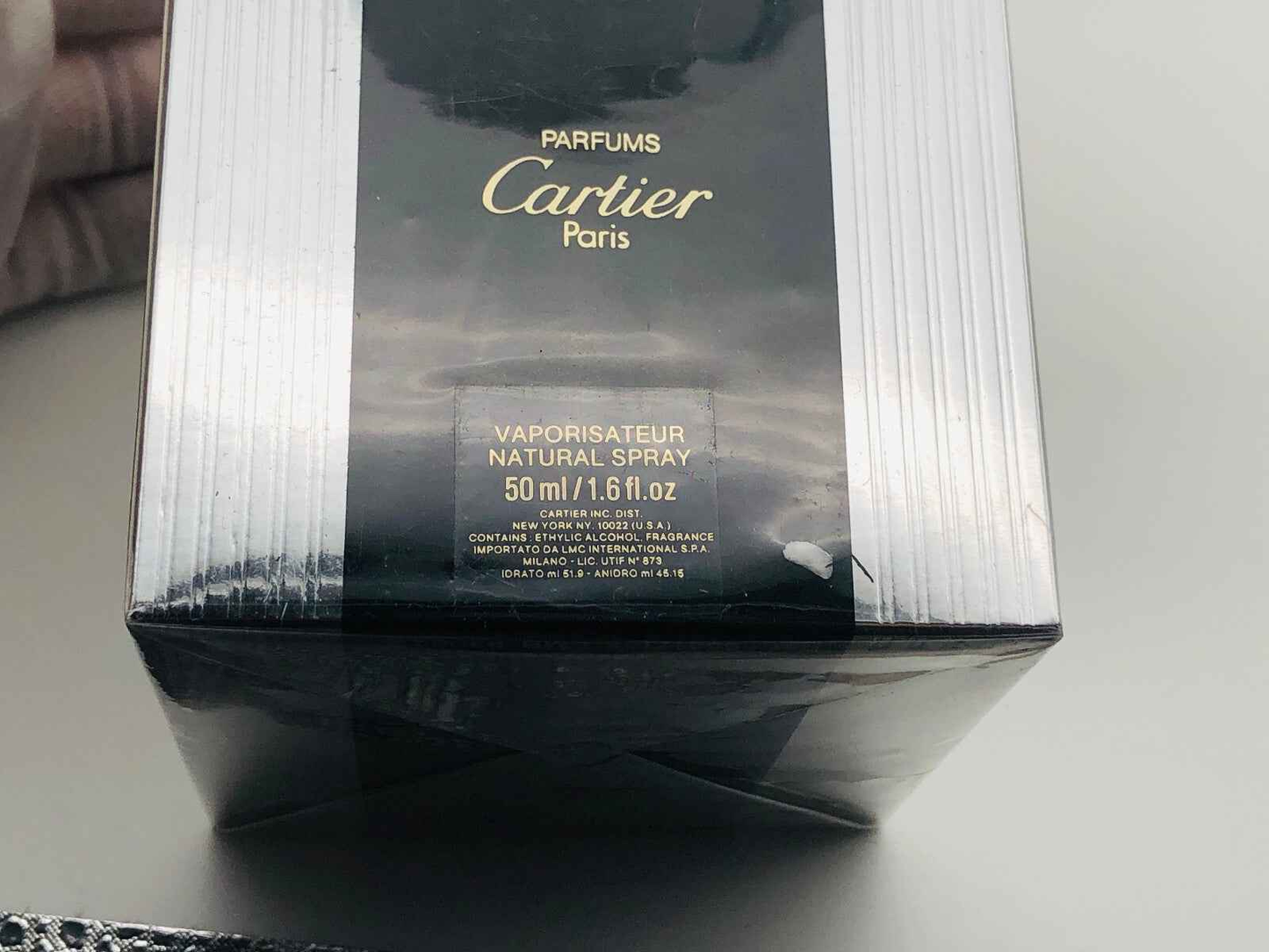 Confezione del profumo Pasha Cartier da 50 ml con erogatore spray naturale
