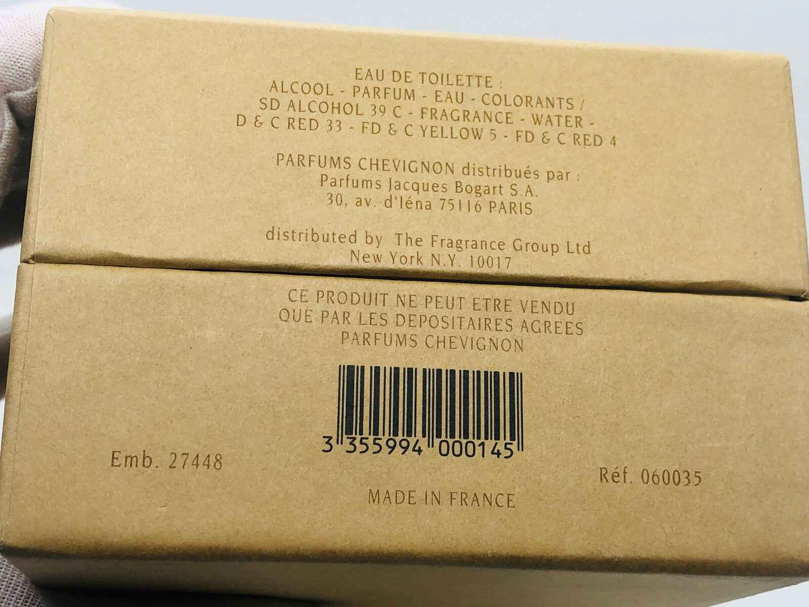 Scatola di profumo Chevignon Vintage in beige con informazioni sul prodotto e l'originalità