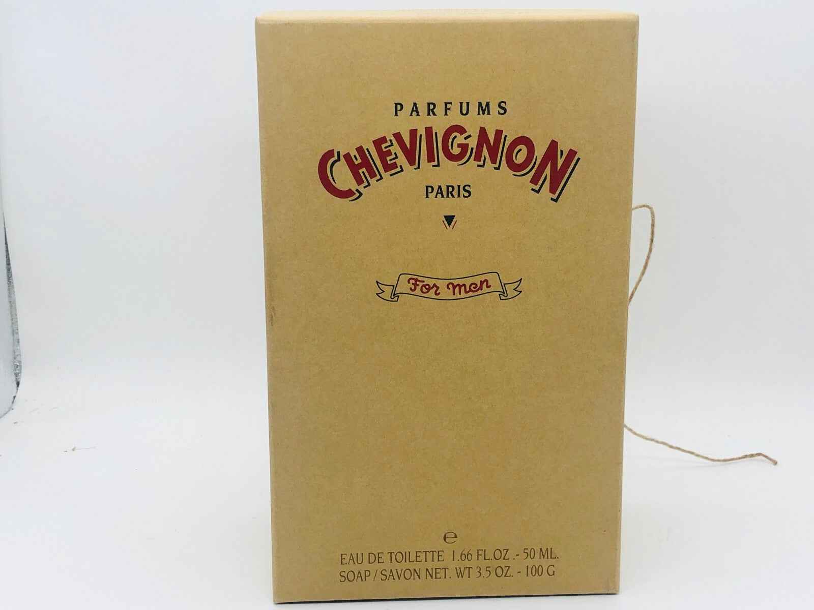 Scatola del profumo Chevignon Vintage da uomo, 50 ml, con design retro e scritte in stile vintage