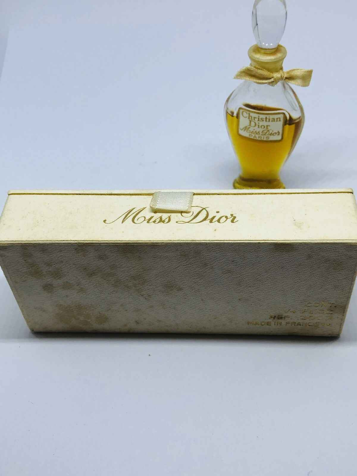 Flacone di profumo Miss Dior Amphore in vetro con scatola elegante per un raffinato regalo