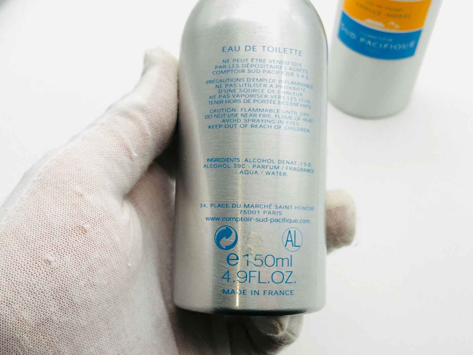 Flacone di Eau de Toilette Comptoir Sud Pacifique Vanille da 150ml con istruzioni sul retro