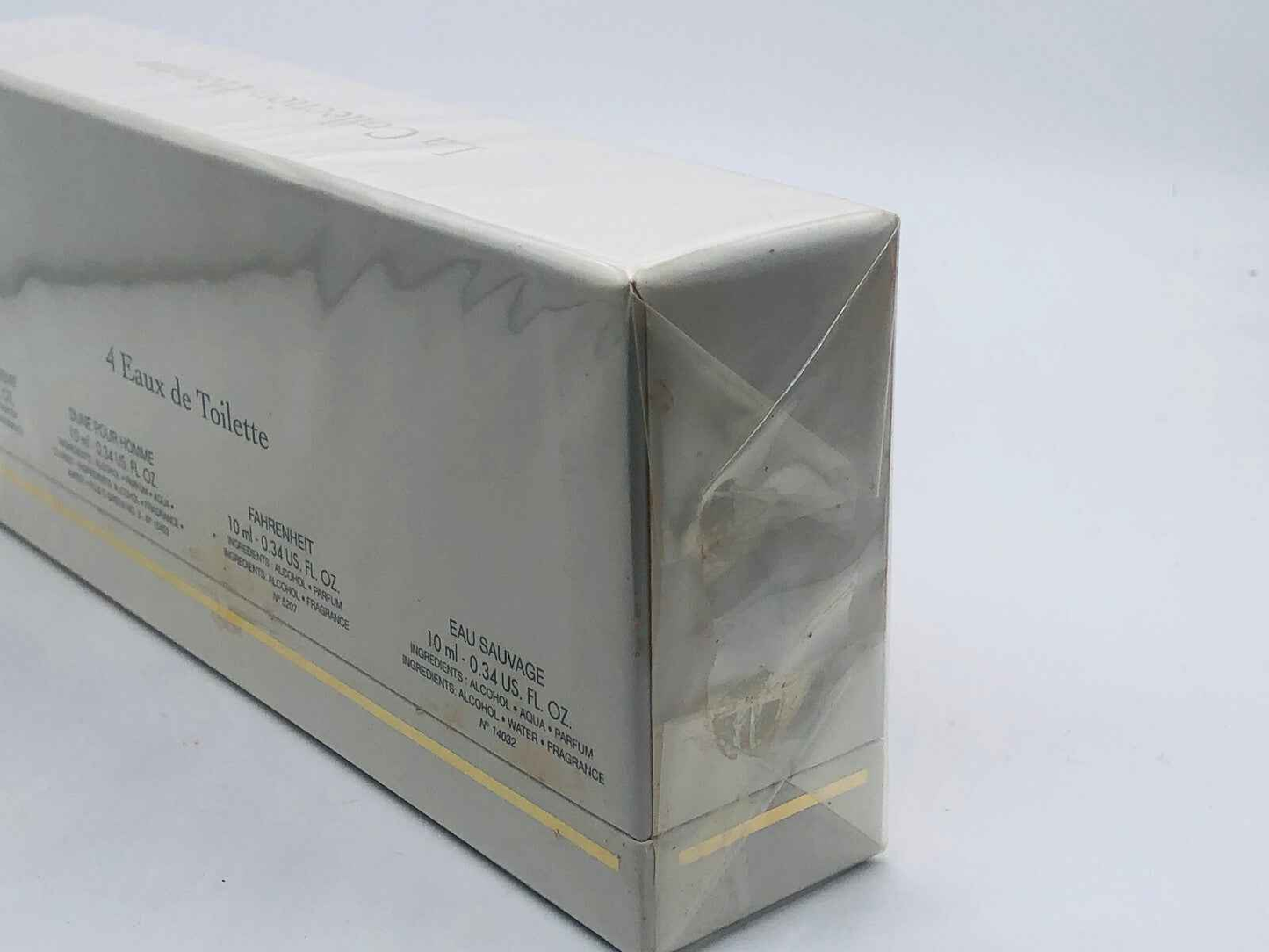 Scatola di profumo ScentX DIOR La Collection Pour Homme con elegante design bianco