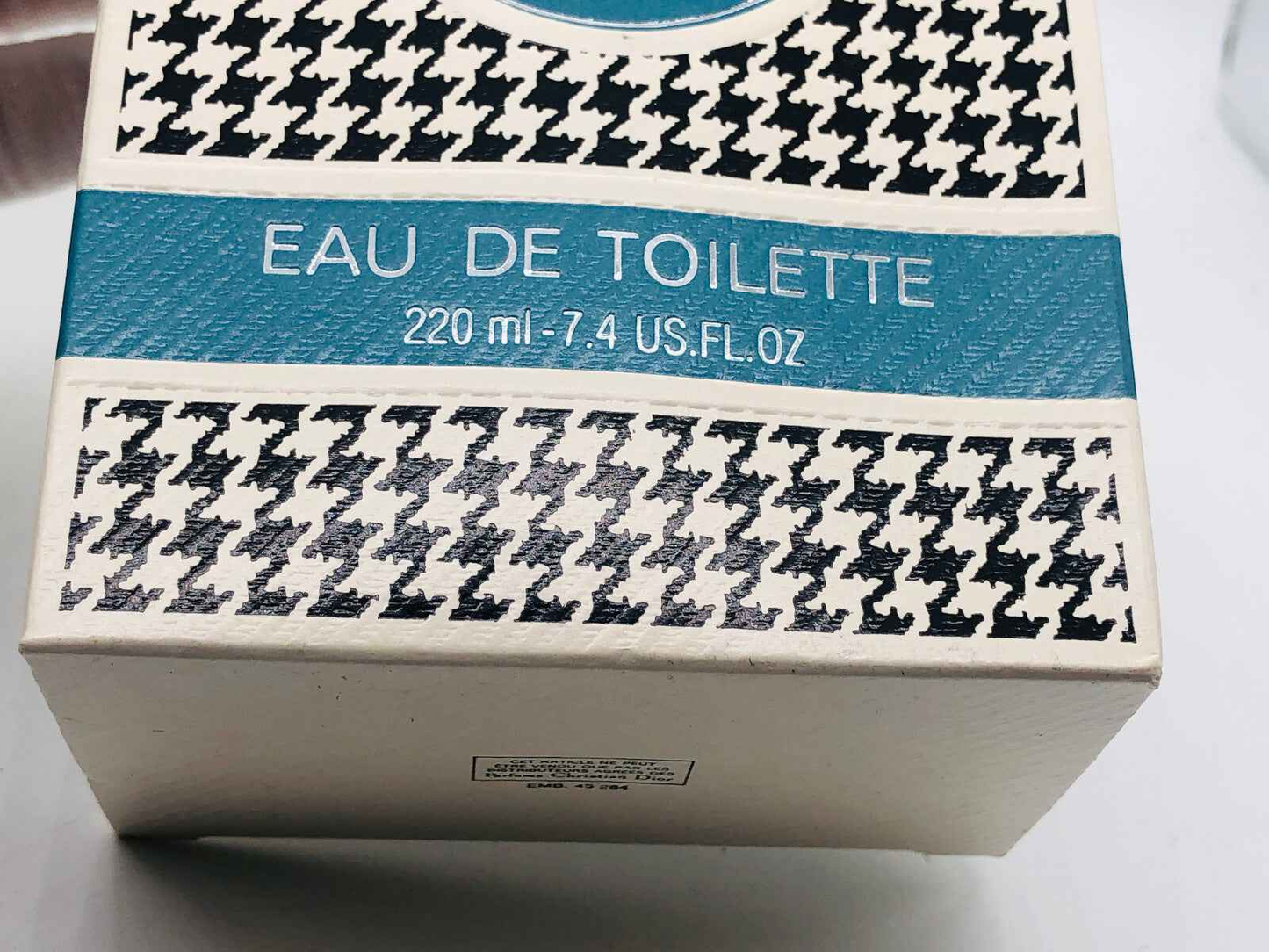 Scatola di profumo Dior Diorella Vintage Eau de Toilette da 220 ml con design a zig zag