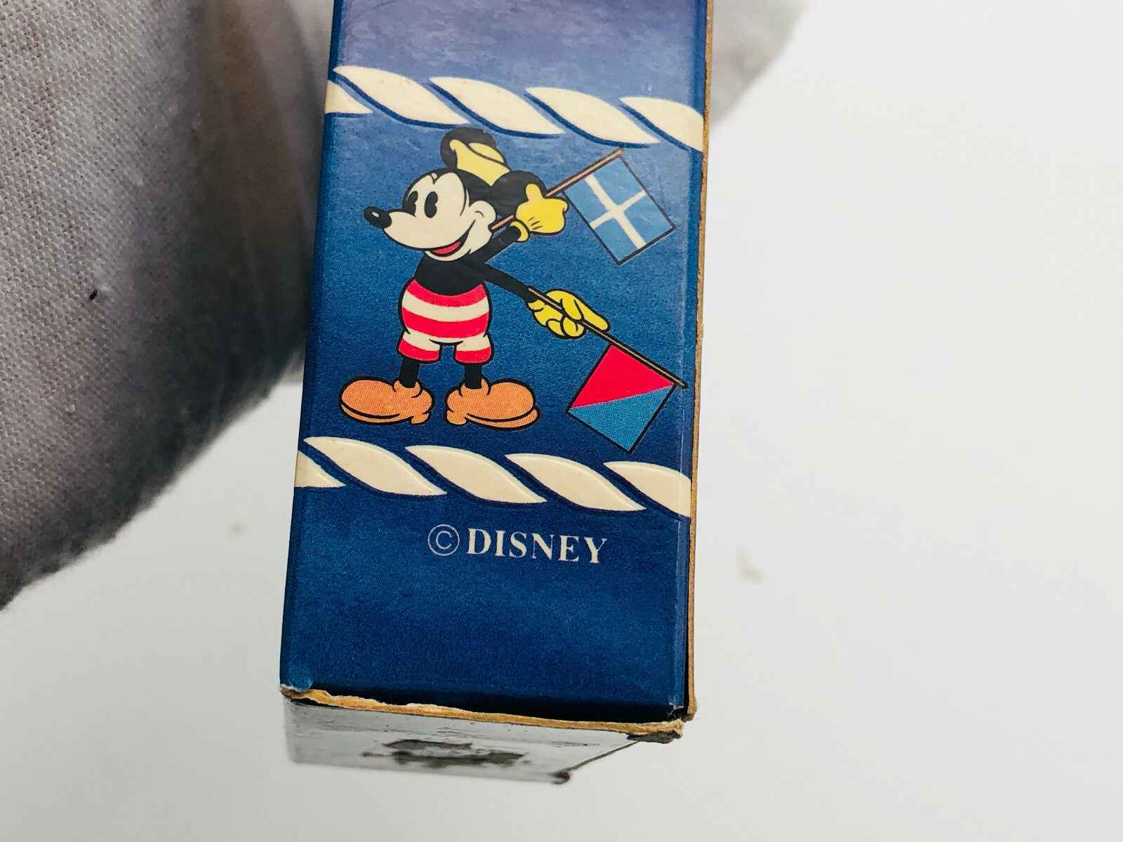 Scatola del profumo Topolino Disney Captain Vintage con grafica di Topolino in uniforme nautica