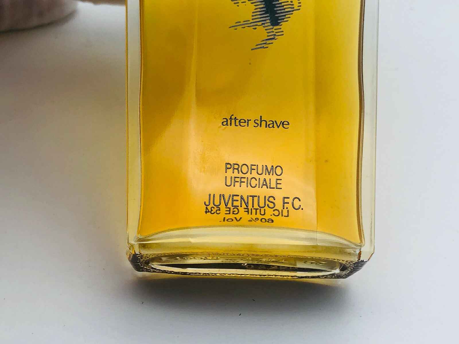 Dopobarba Ju Ufficiale Juventus con profumo fresco e rinfrescante per i tifosi della Juventus