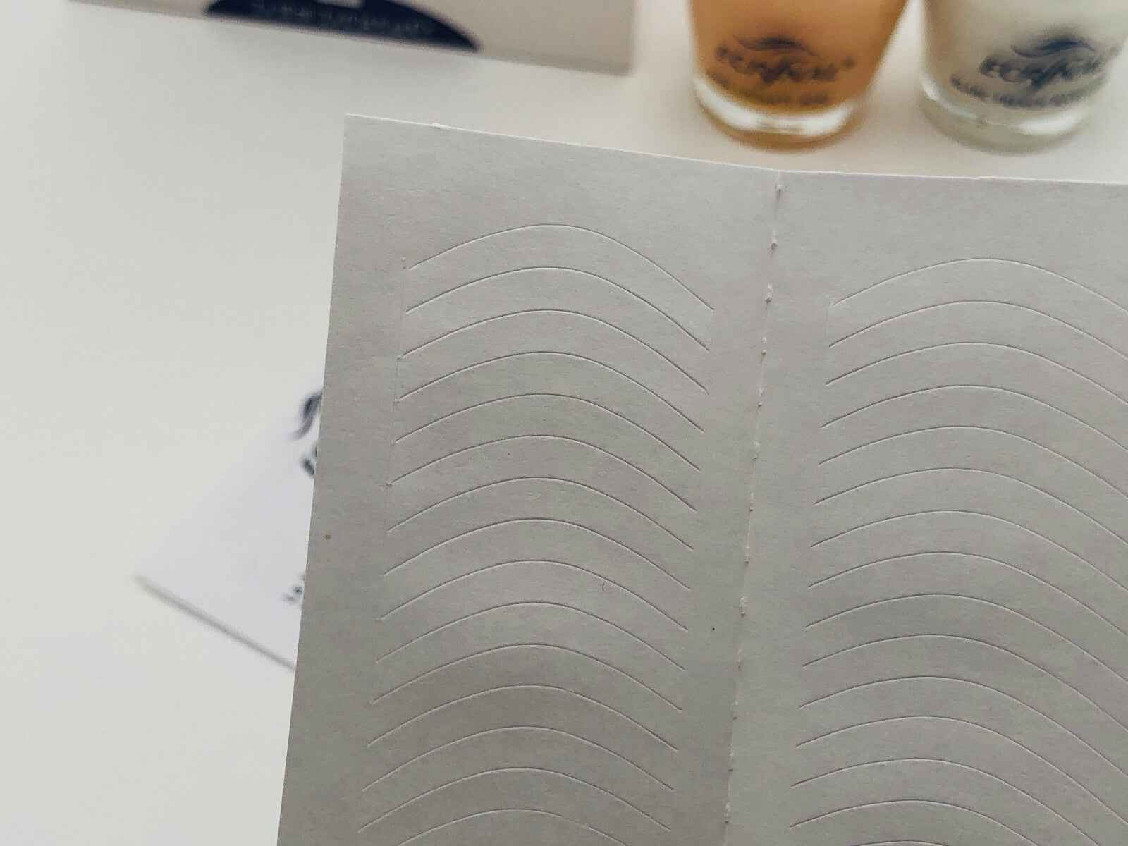 Ecrinal Kit French Manicure con stencil per linee precise e smalti coordinati