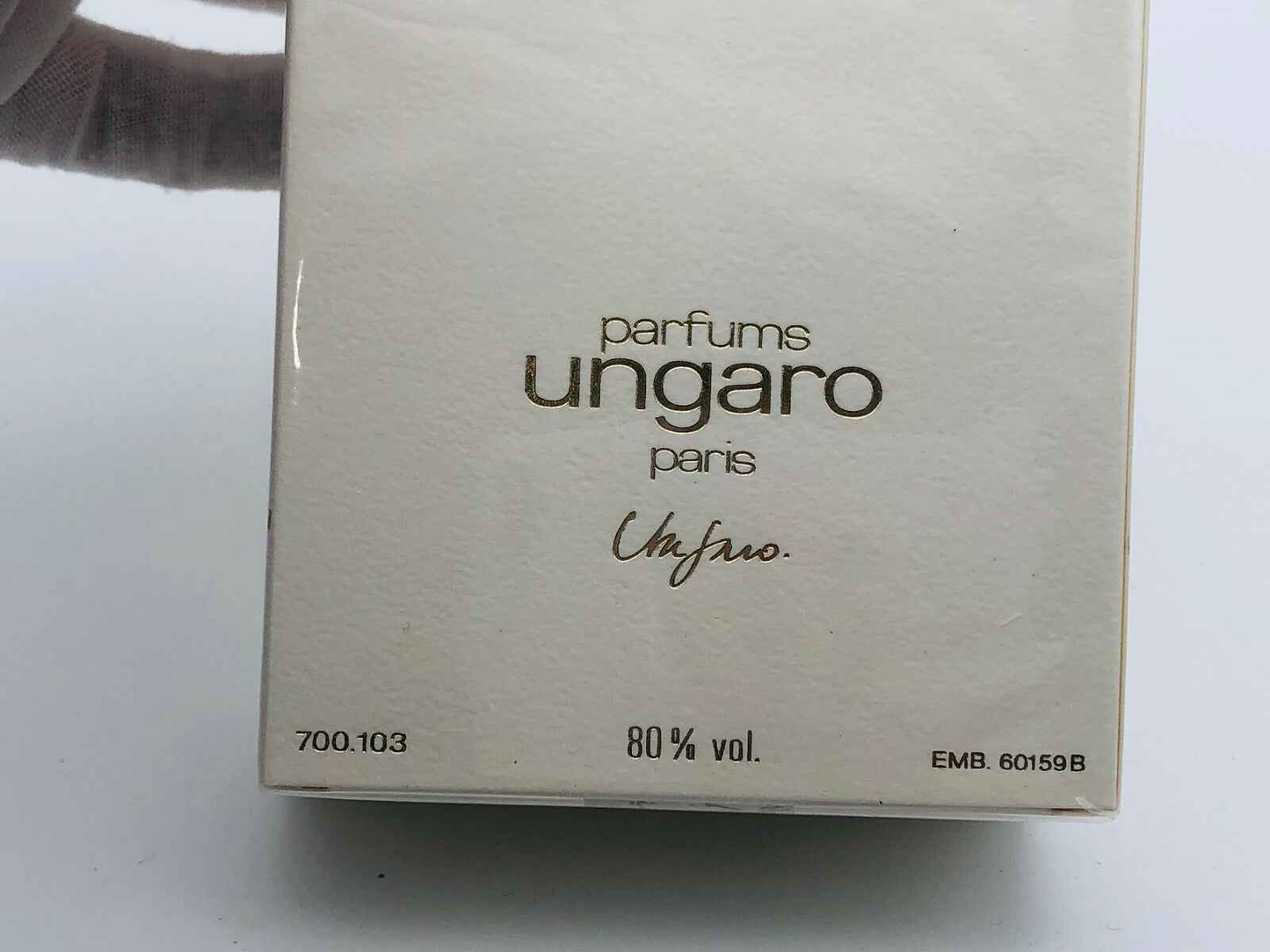 Scatola di profumo Diva Ungaro Vintage con etichetta bianca e scritta dorata