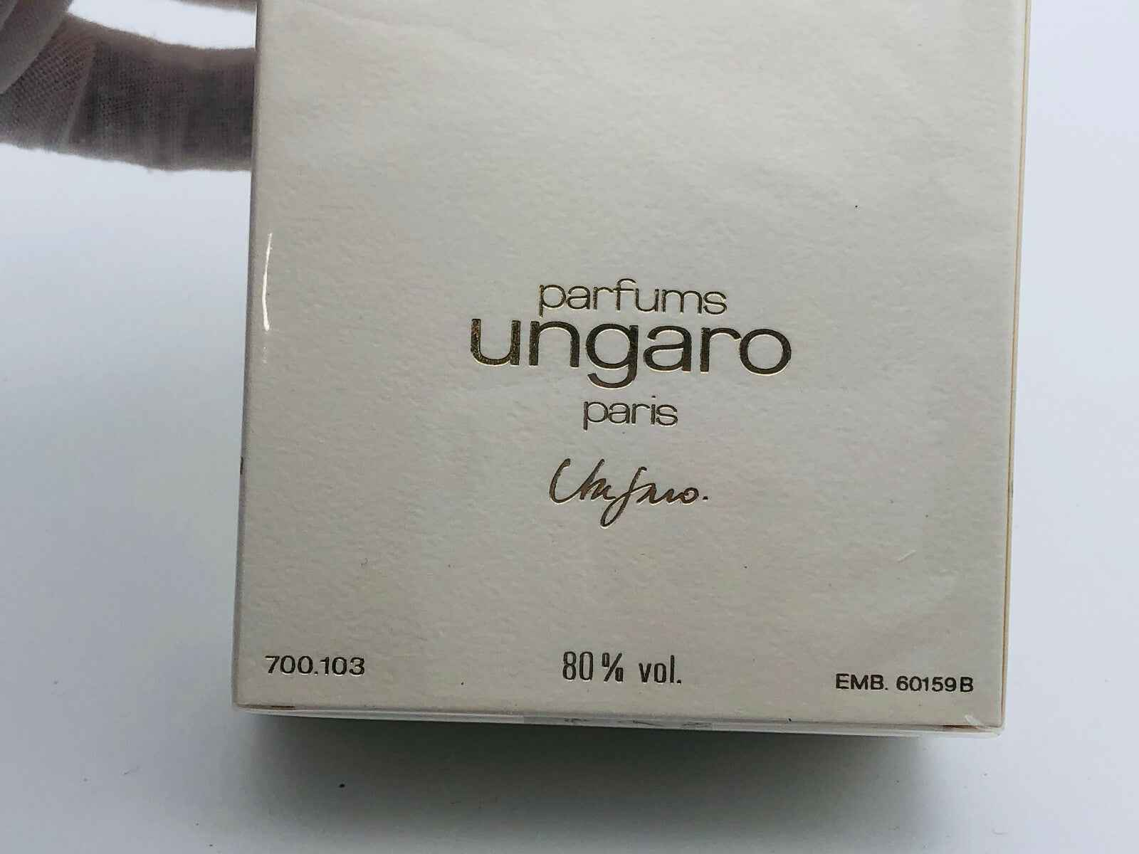Scatola di profumo Diva Ungaro Vintage con etichetta bianca e scritta dorata
