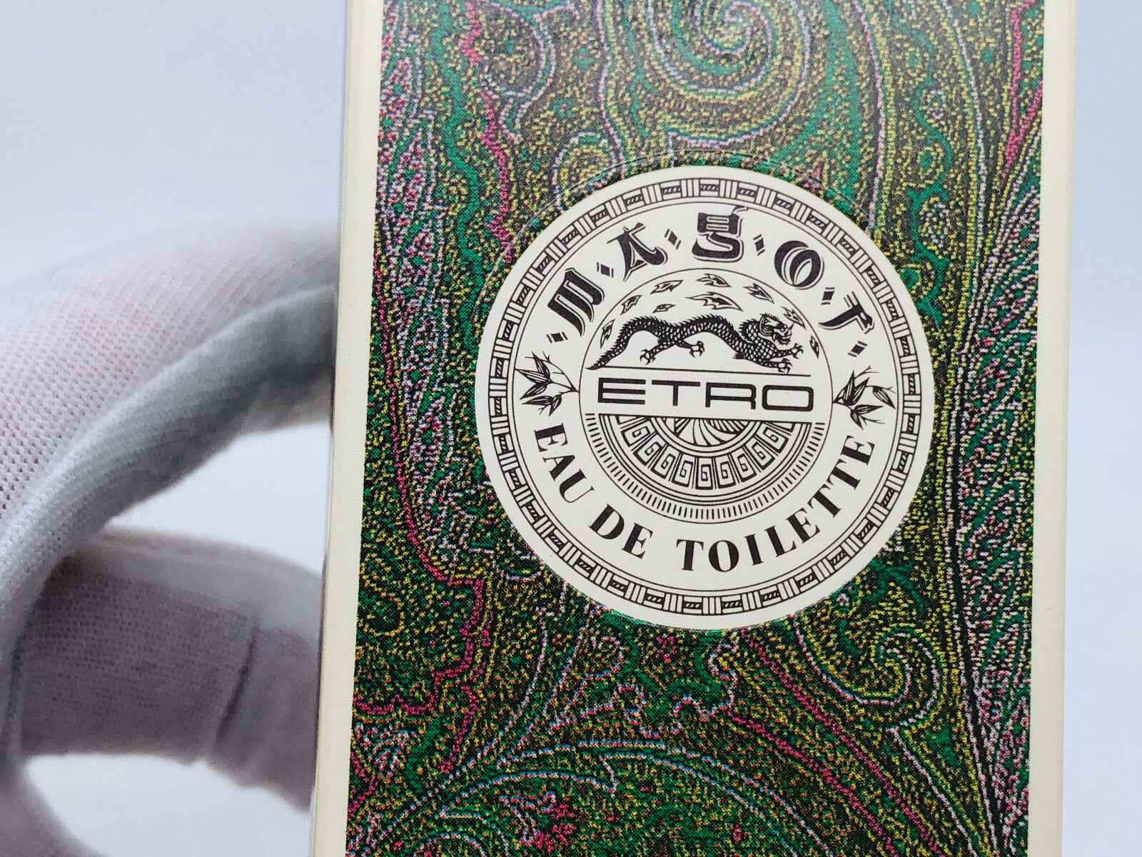 Profumo ETRO MAGOT VINTAGE in confezione con design paisley distintivo e dettagli eleganti