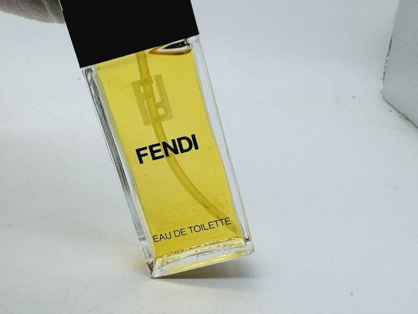 Flacone di Profumo Vintage Fendi Donna in vetro trasparente con etichetta nera