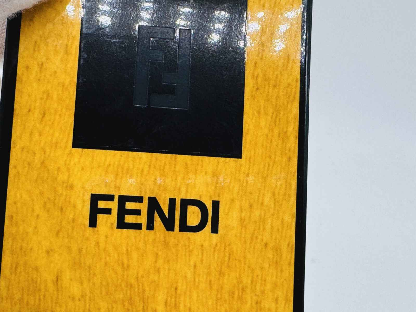 Etagere con profumo Vintage Fendi Donna per un aroma elegante e sofisticato