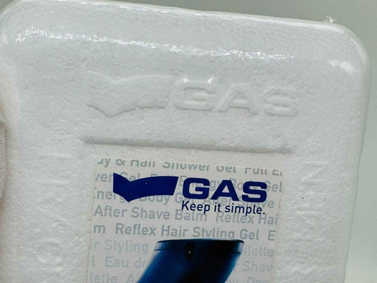 Scatola di profumo Gas Keep It Simple con logo e design elegante per un utilizzo quotidiano