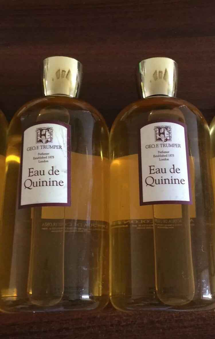 Colonia Geo F Trumper Eau de Quinine in bottiglie di vetro trasparenti, profumo rinfrescante e aromatico
