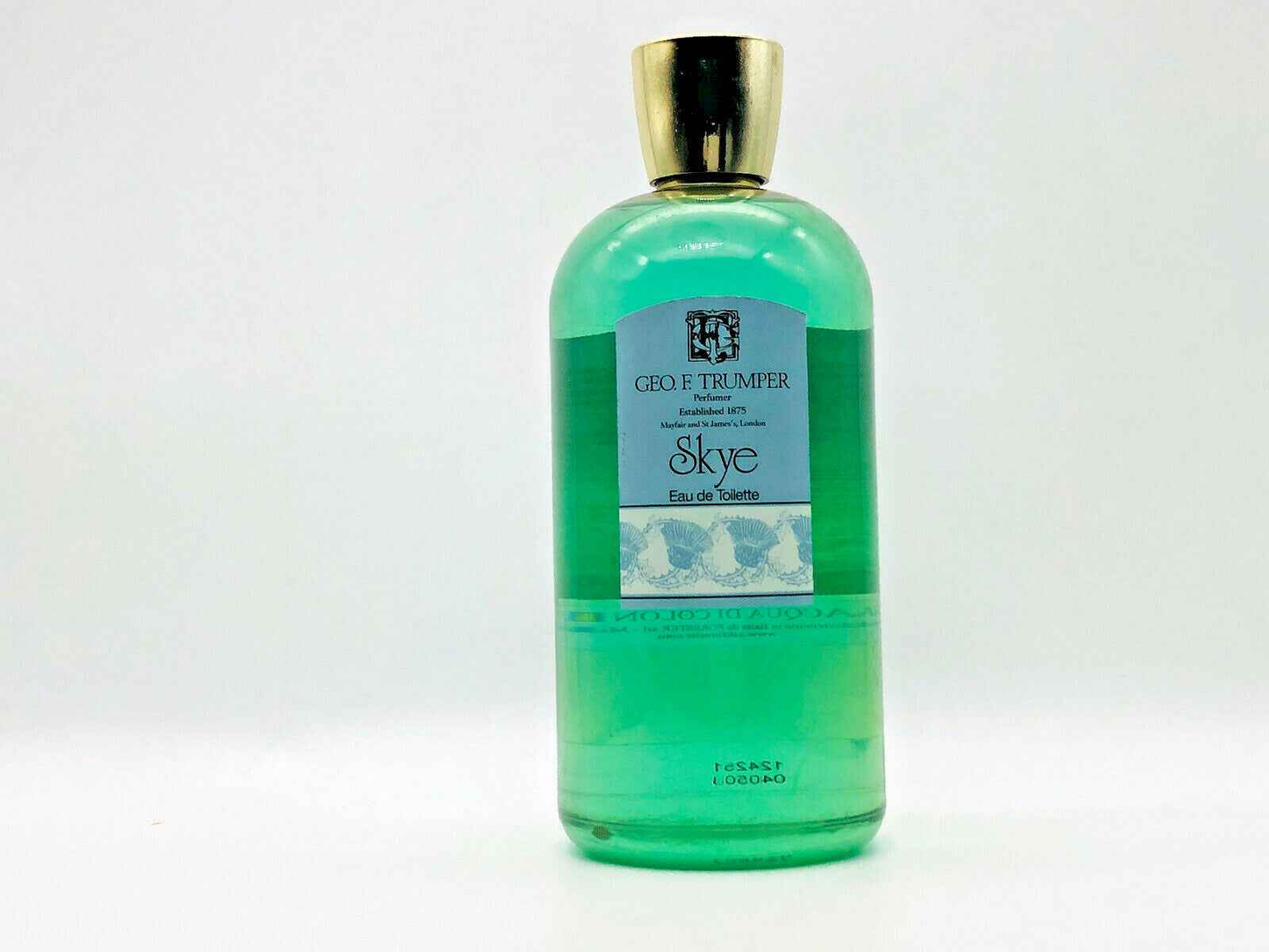 Profumo Geo F Trumper Skye in bottiglia trasparente verde per un'esperienza fresca e raffinata