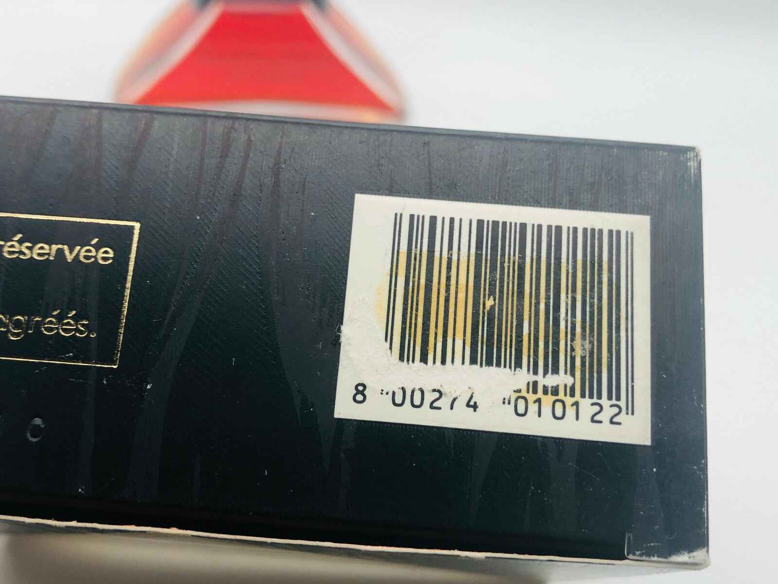 Scatola del profumo Gian Marco Venturi Vintage con codice a barre e design elegante