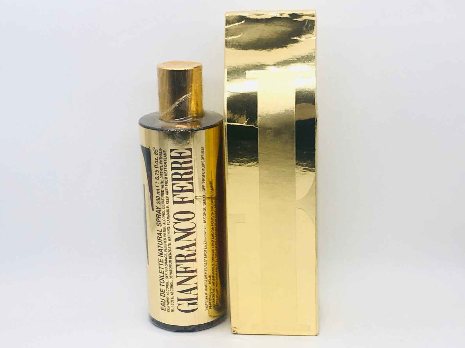 Profumo Gff Uomo Vintage di Gianfranco Ferre in bottiglia dorata con confezione elegante