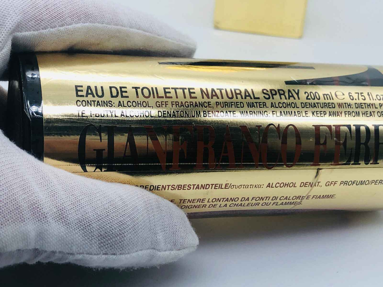 Flacone di Profumo Gff Uomo Vintage in spray da 200ml con etichetta in oro e dettagli eleganti