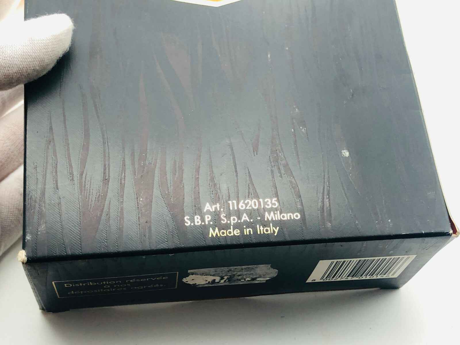 Scatola GIAN MARCO VENTURI Donna Vintage in stile elegante con design raffinato e finitura di alta qualità