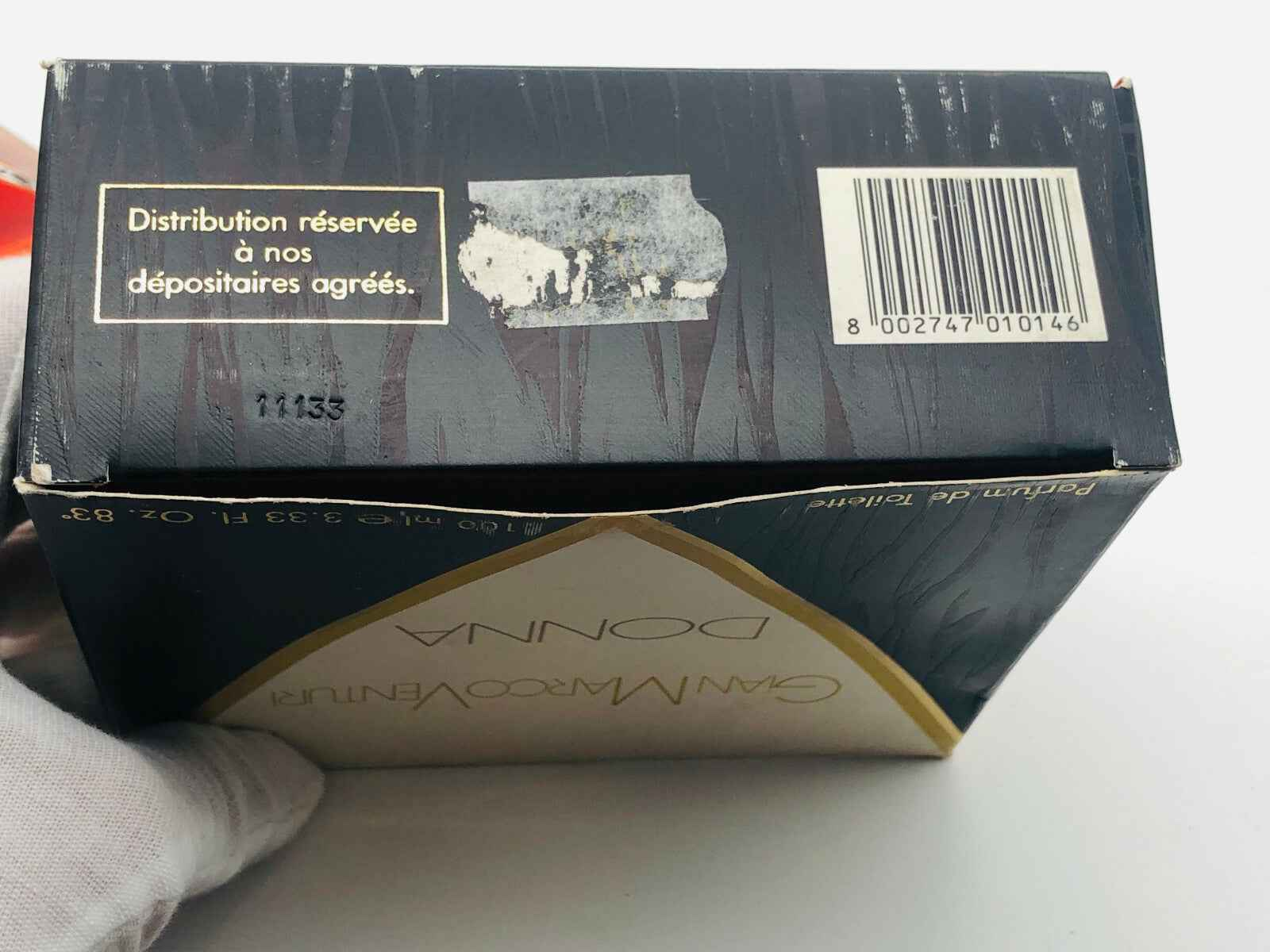 Scatola del profumo Gianmarco Venturi Donna Vintage con decorazioni eleganti e codice a barre