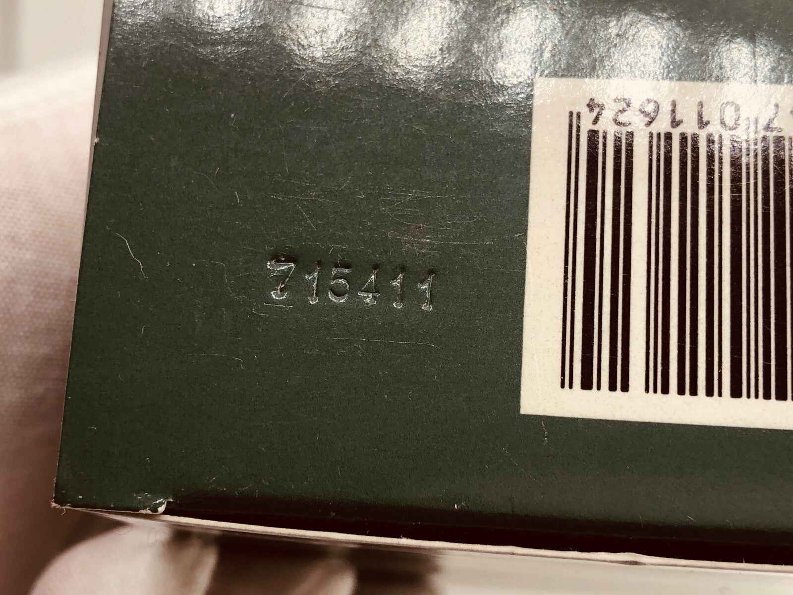 Scatola del profumo GianMarco Venturi Uomo con codice a barre sulla parte laterale