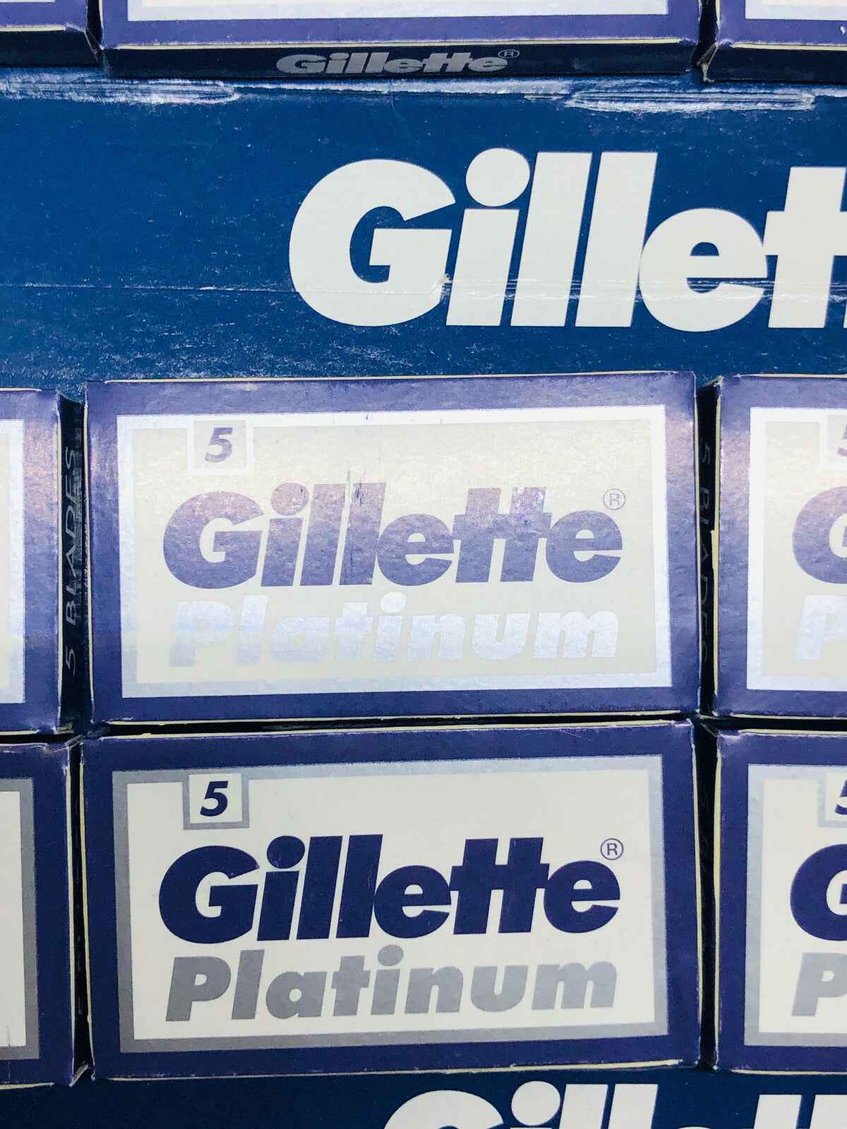Scatola di lamette Gillette Platinum Lamette in confezione da cinque, ideale per una rasatura precisa