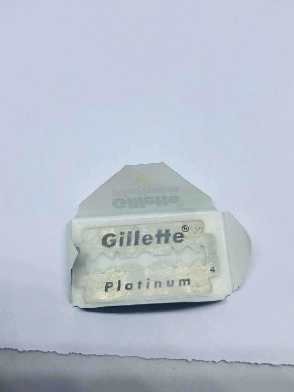 Gillette Platinum Lamette in confezione con lucentezza per rasatura di precisione